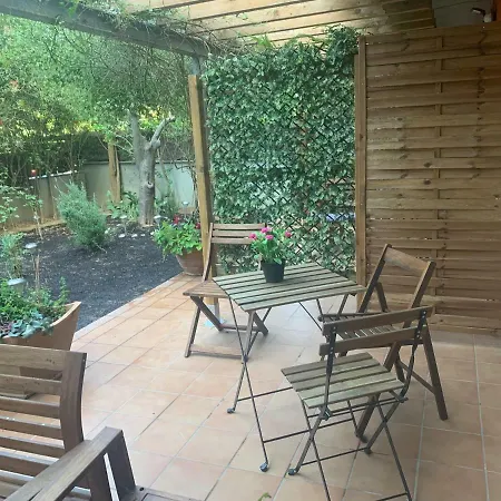 Konukevi Jardin Costa Brava